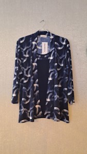 Twinset donkerblauw gewerkt Twinset donkerblauw gewerkt