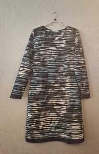 Gewerkte blauwe jurk Gewerkte blauwe jurk